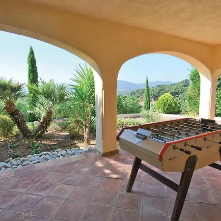 Vakantiehuis Lovely In With Wifi Sainte-Maxime