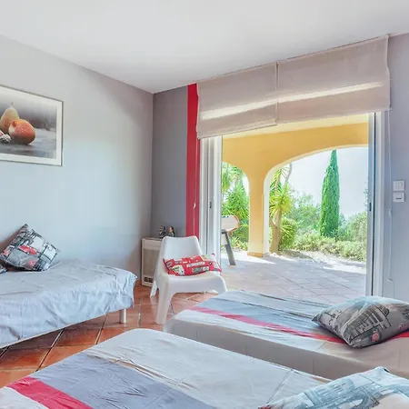 Casa vacanze Lovely In With Wifi