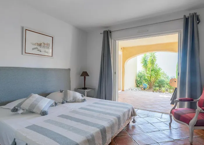Lovely In With Wifi Holiday home *